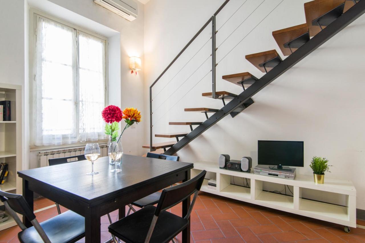 Della Scala Modern Apartment Florence Room photo